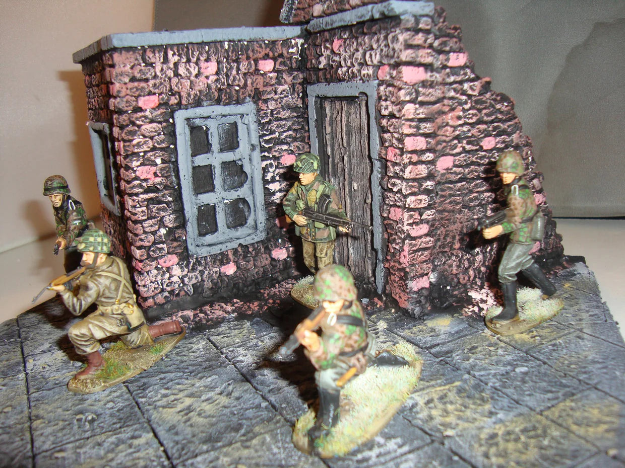 1:32 Ruined WW2 Building – Wargaming Terrain for Dioramas